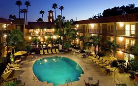 Doubletree Suites By Hilton Tucson-Williams Center